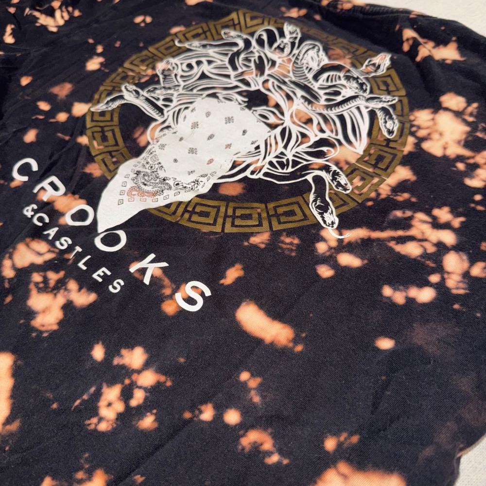 Crooks & Castles Medusa Bandana Bleach Tie Dye Graphic T-Shirt Black Mens Medium
